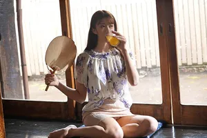 Mùa hè buồn chán ở quê phang vợ yêu hàng xóm thiếu thốn vì lấy ông xã già